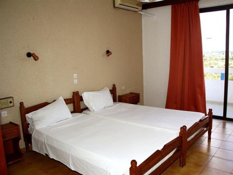 Karavos Hotel Apartments Архангелос Экстерьер фото