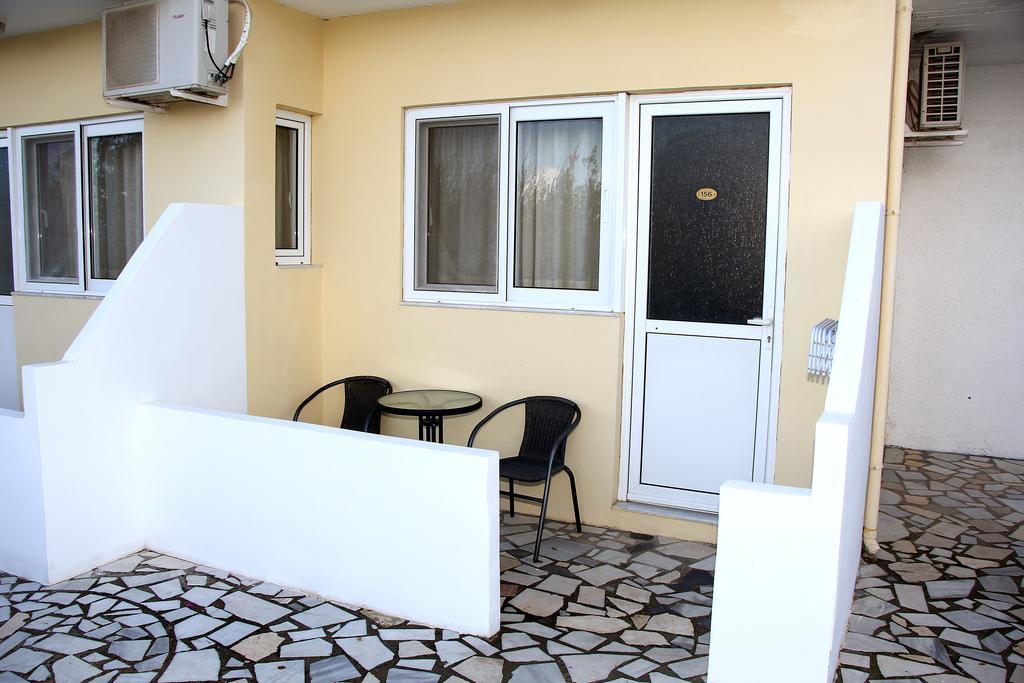 Karavos Hotel Apartments Архангелос Номер фото