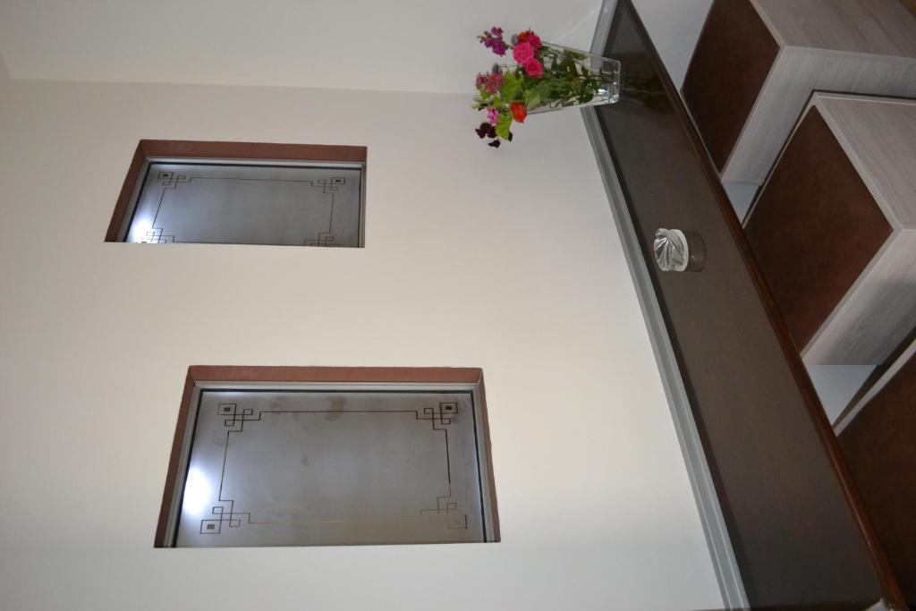 Karavos Hotel Apartments Архангелос Экстерьер фото