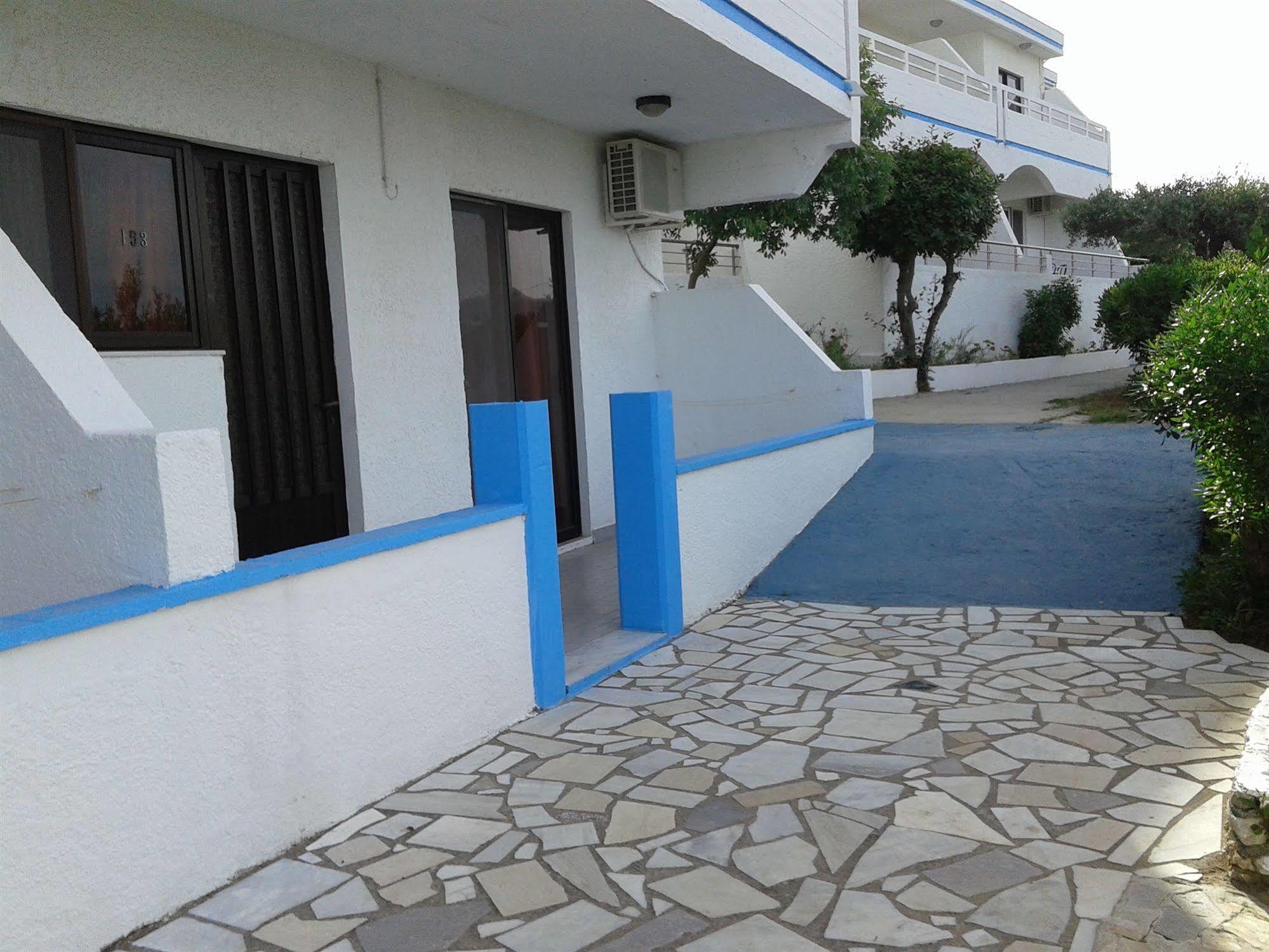 Karavos Hotel Apartments Архангелос Экстерьер фото