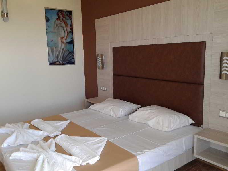 Karavos Hotel Apartments Архангелос Экстерьер фото
